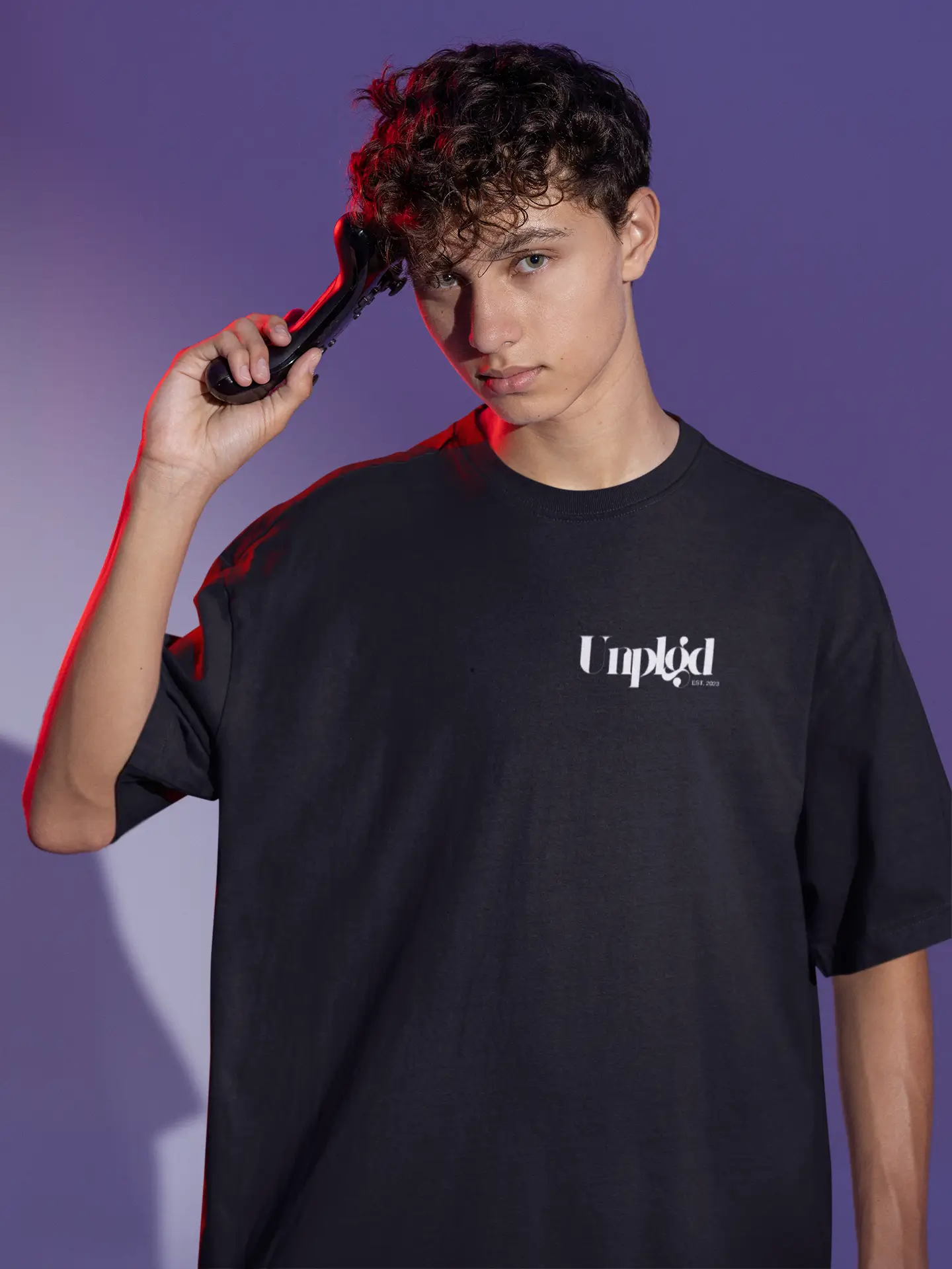 "OFF THE GRID" OVERSIZED TEE